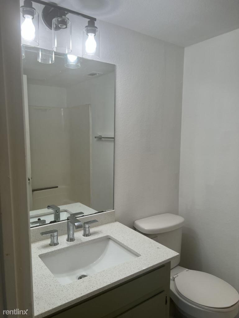 3458 Willowrun Dr # B, Austin, TX 78704