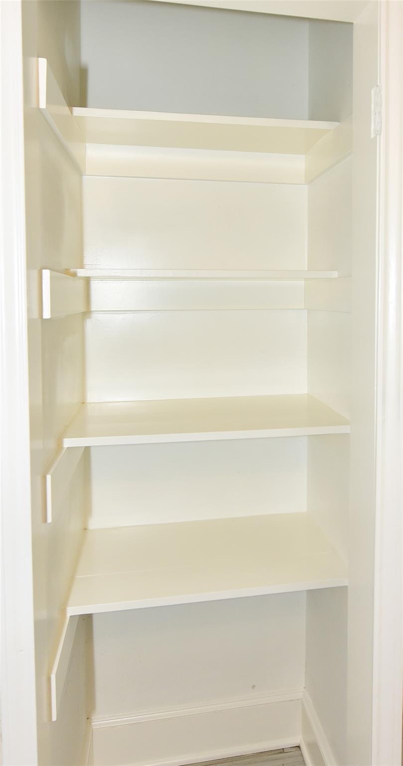 410 Kenniston Dr, Austin, TX 78752