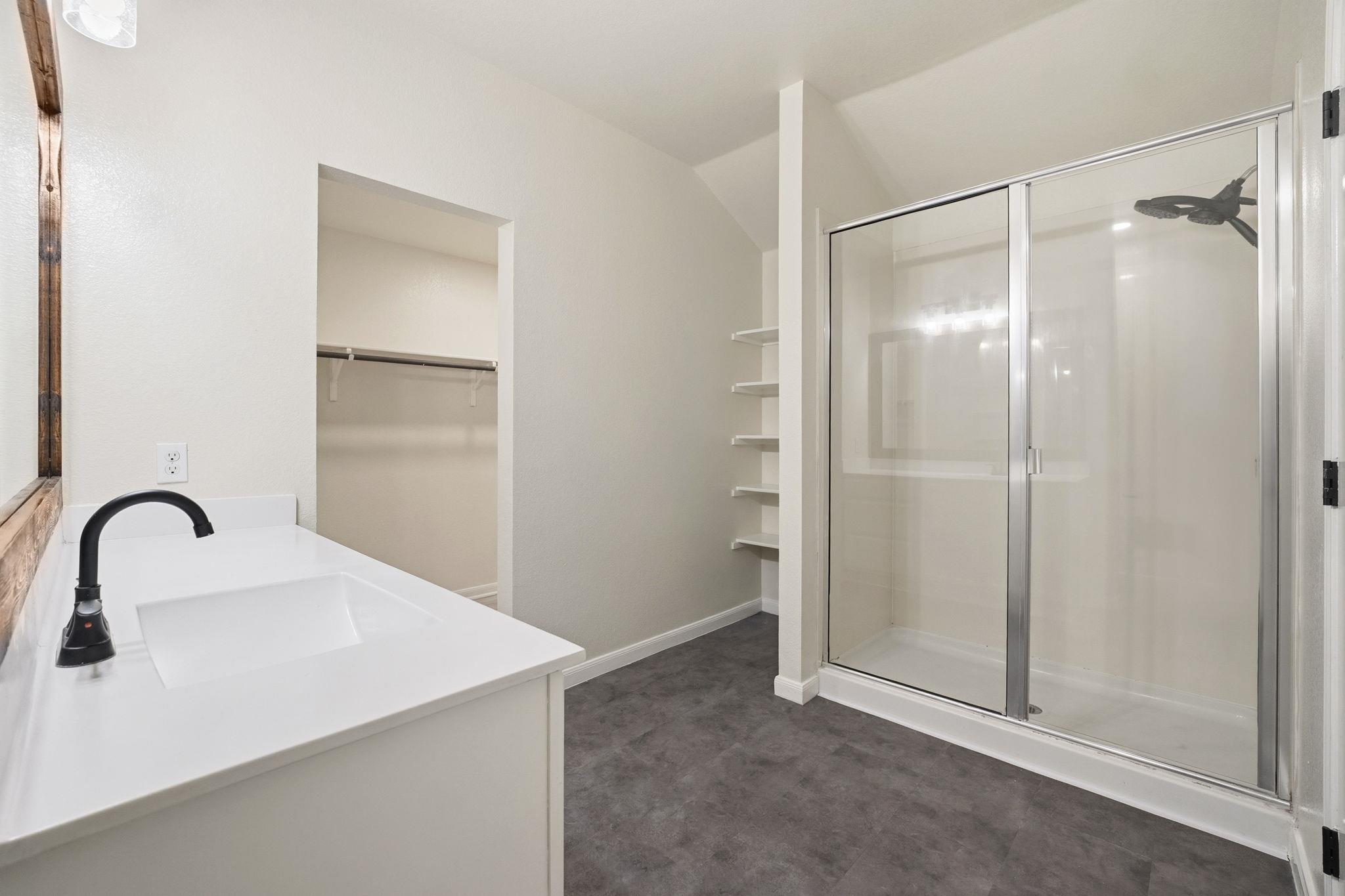 197 Voss, Kyle, TX 78640