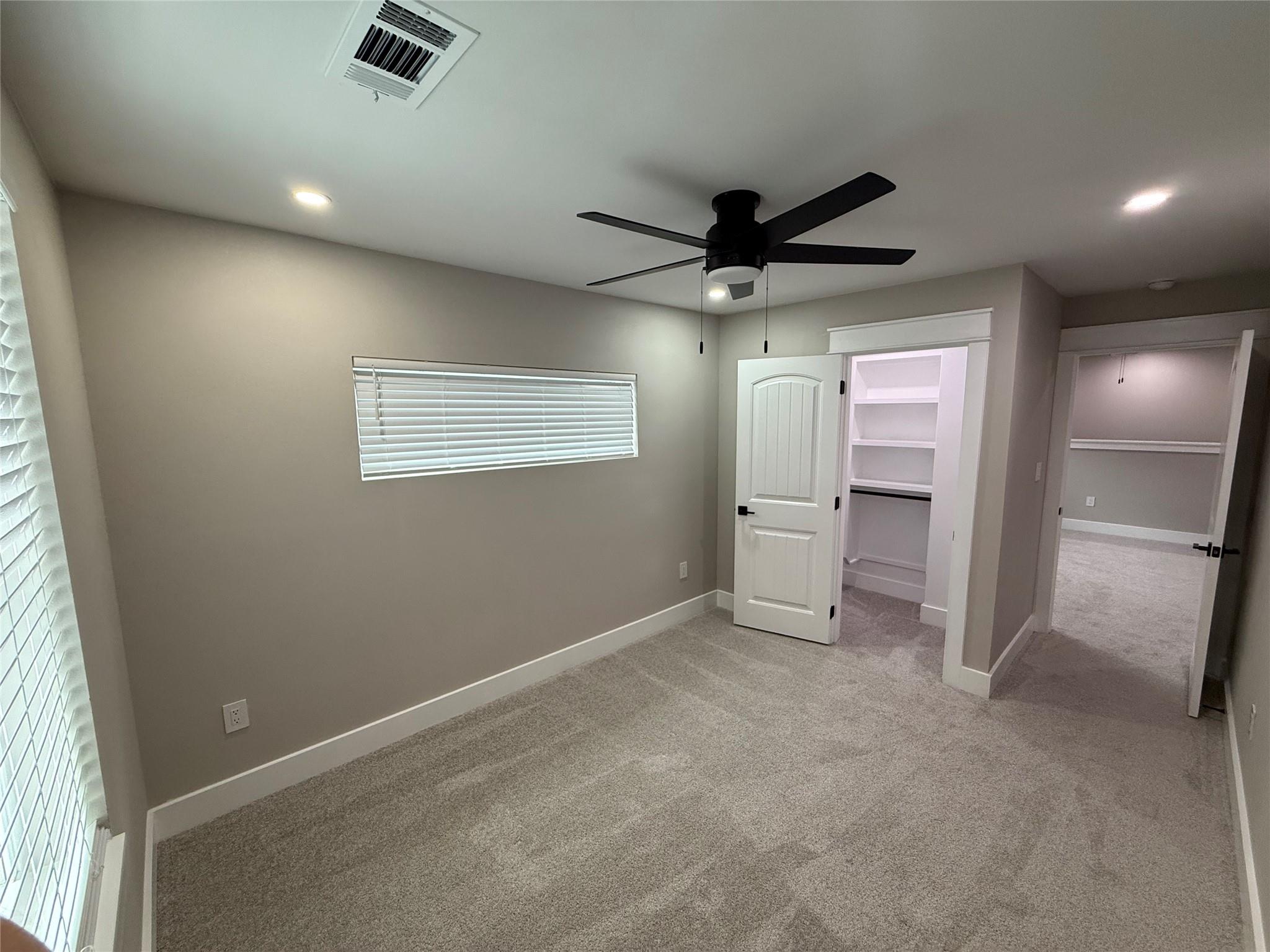 201 N Vandeveer St, Burnet, TX 78611