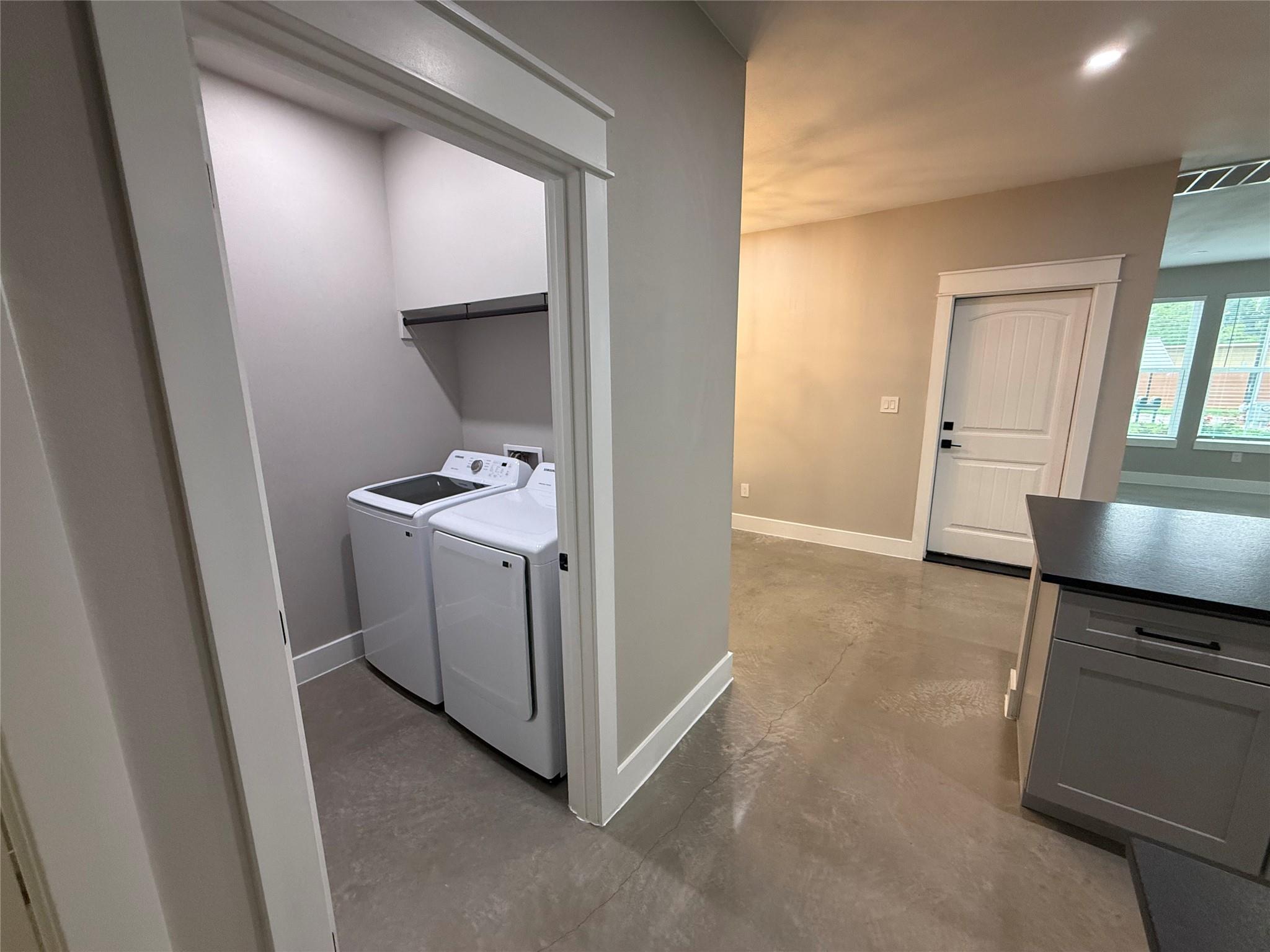 201 N Vandeveer St, Burnet, TX 78611