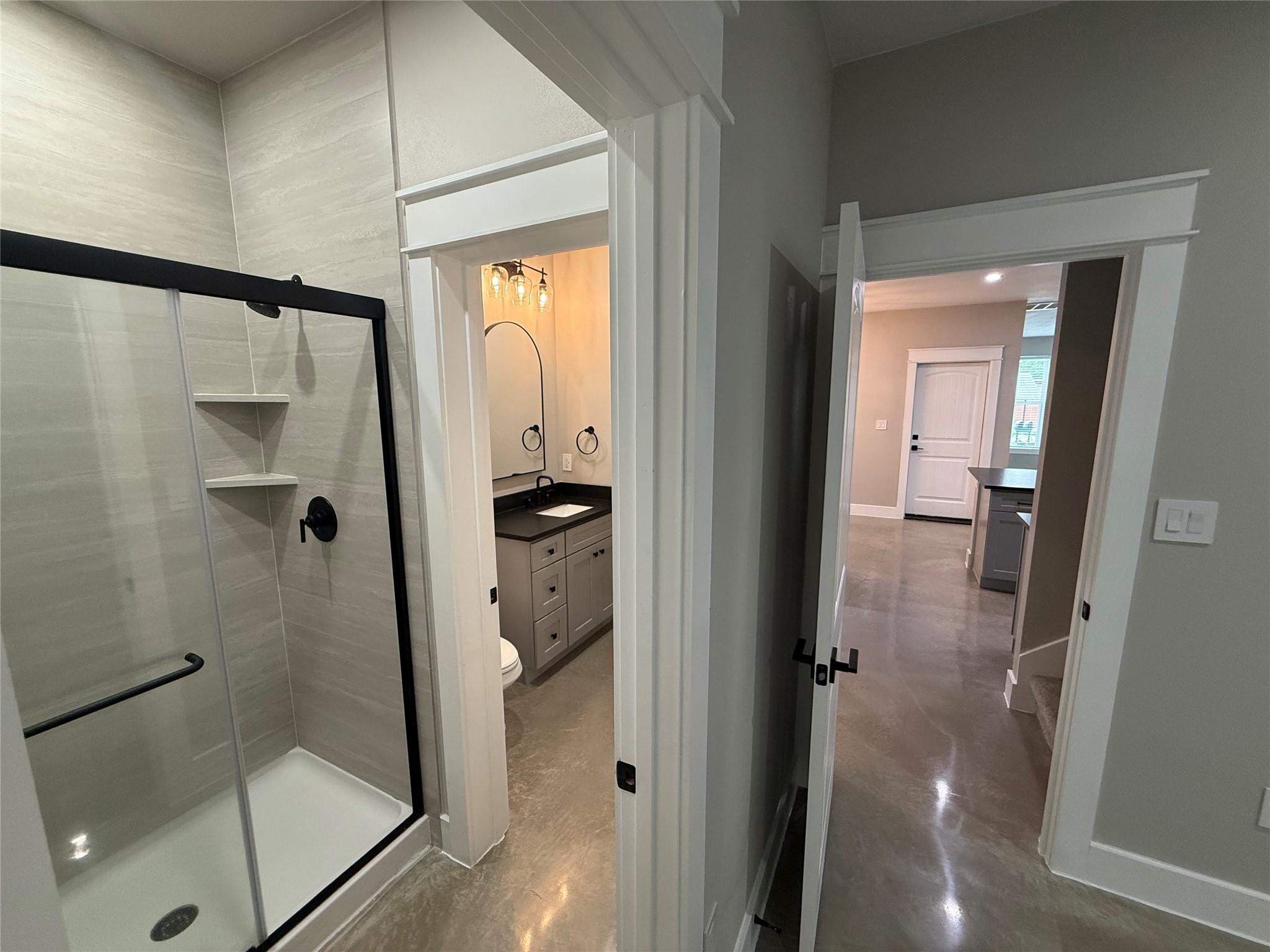 201 N Vandeveer St, Burnet, TX 78611