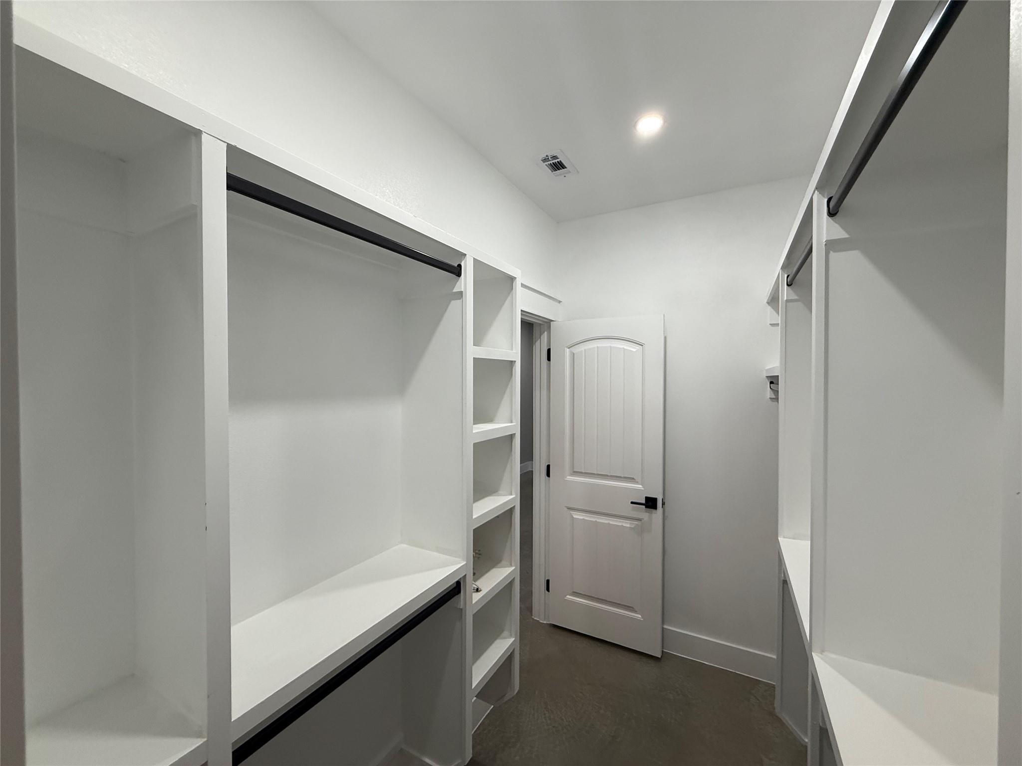 201 N Vandeveer St, Burnet, TX 78611