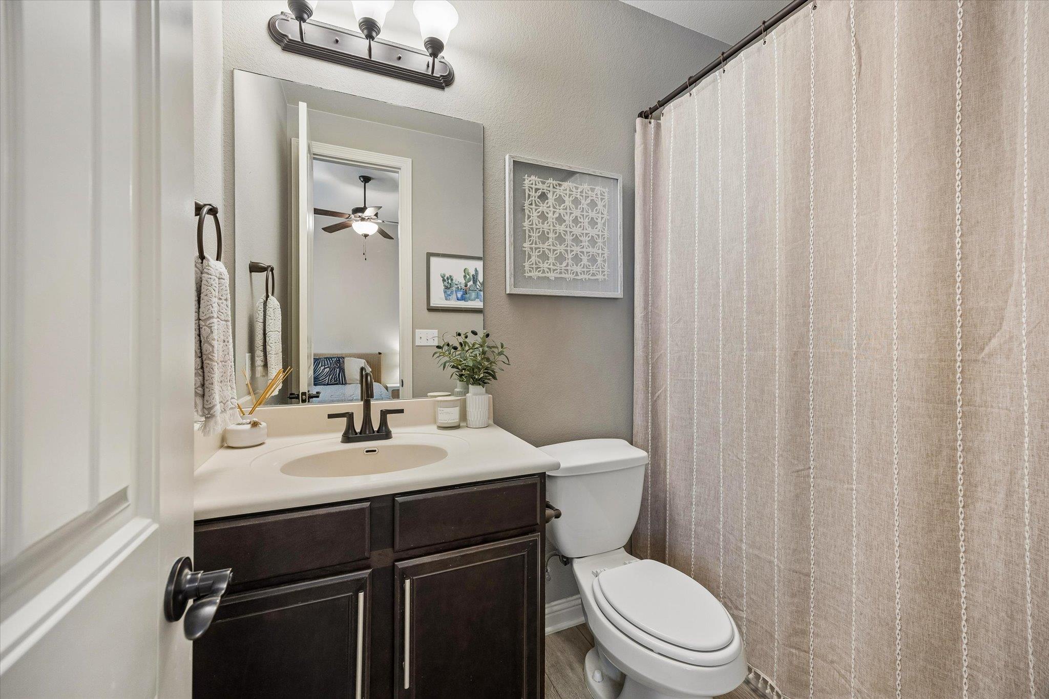 1812 Harvest Dance Dr, Leander, TX 78641