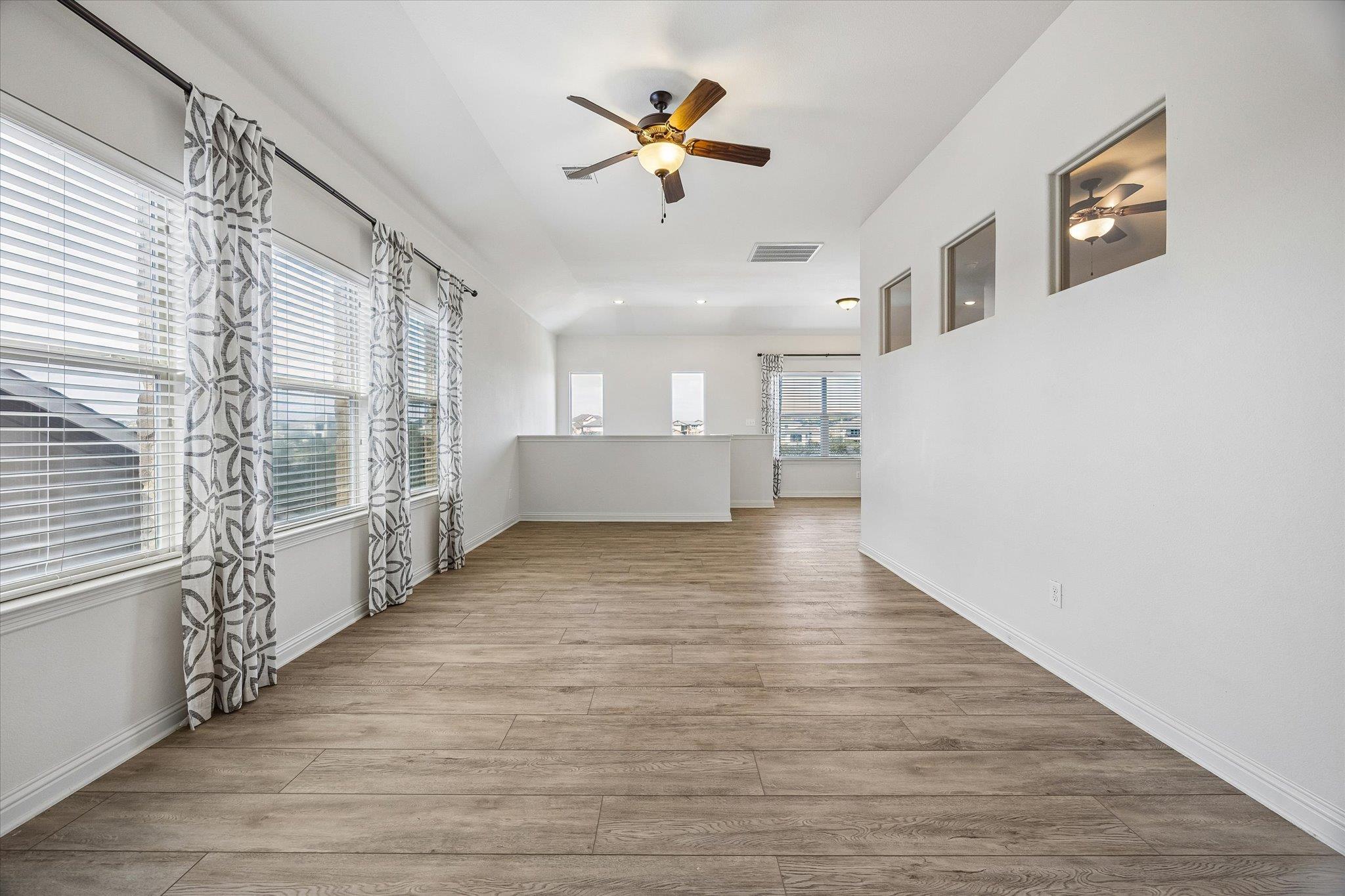 1812 Harvest Dance Dr, Leander, TX 78641