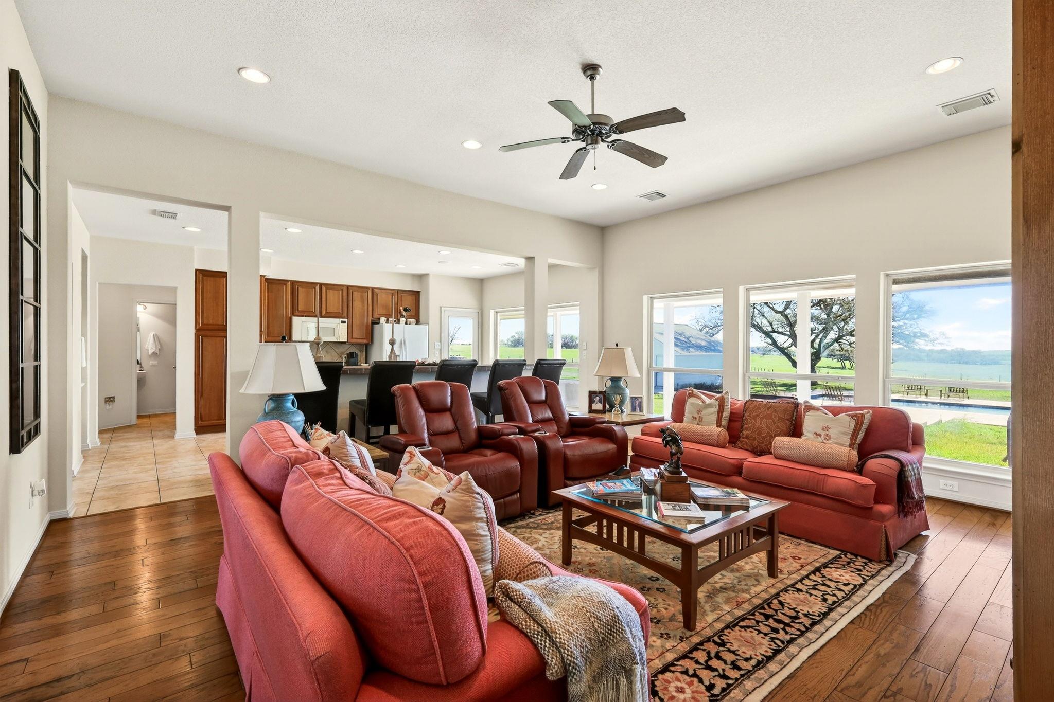 1797 County Road 261, Moulton, TX 77975