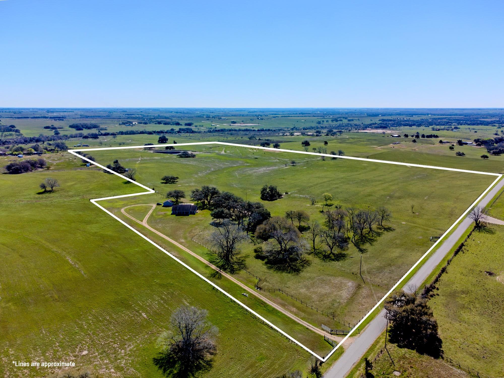 1797 County Road 261, Moulton, TX 77975