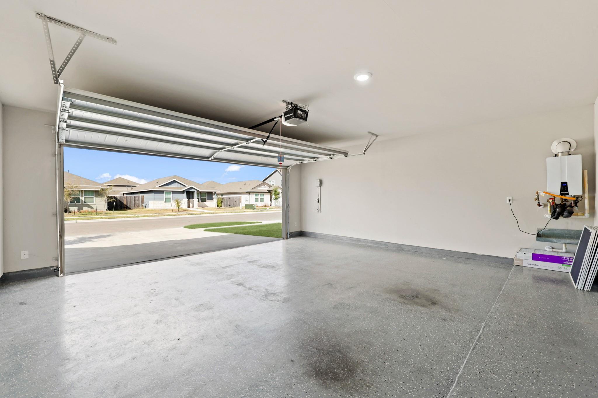 321 Durango Downs Dr, Hutto, TX 78634