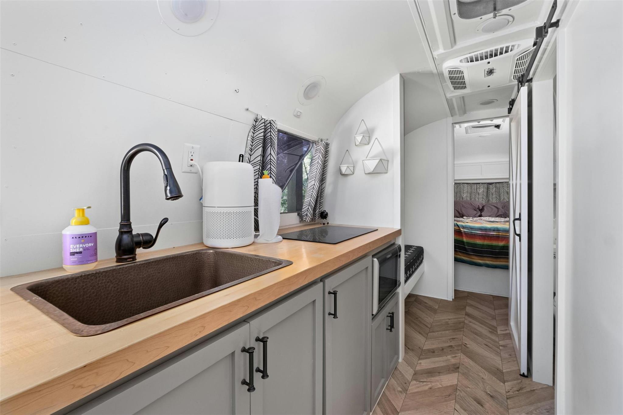 2212 River Hills Rd, Austin, TX 78733