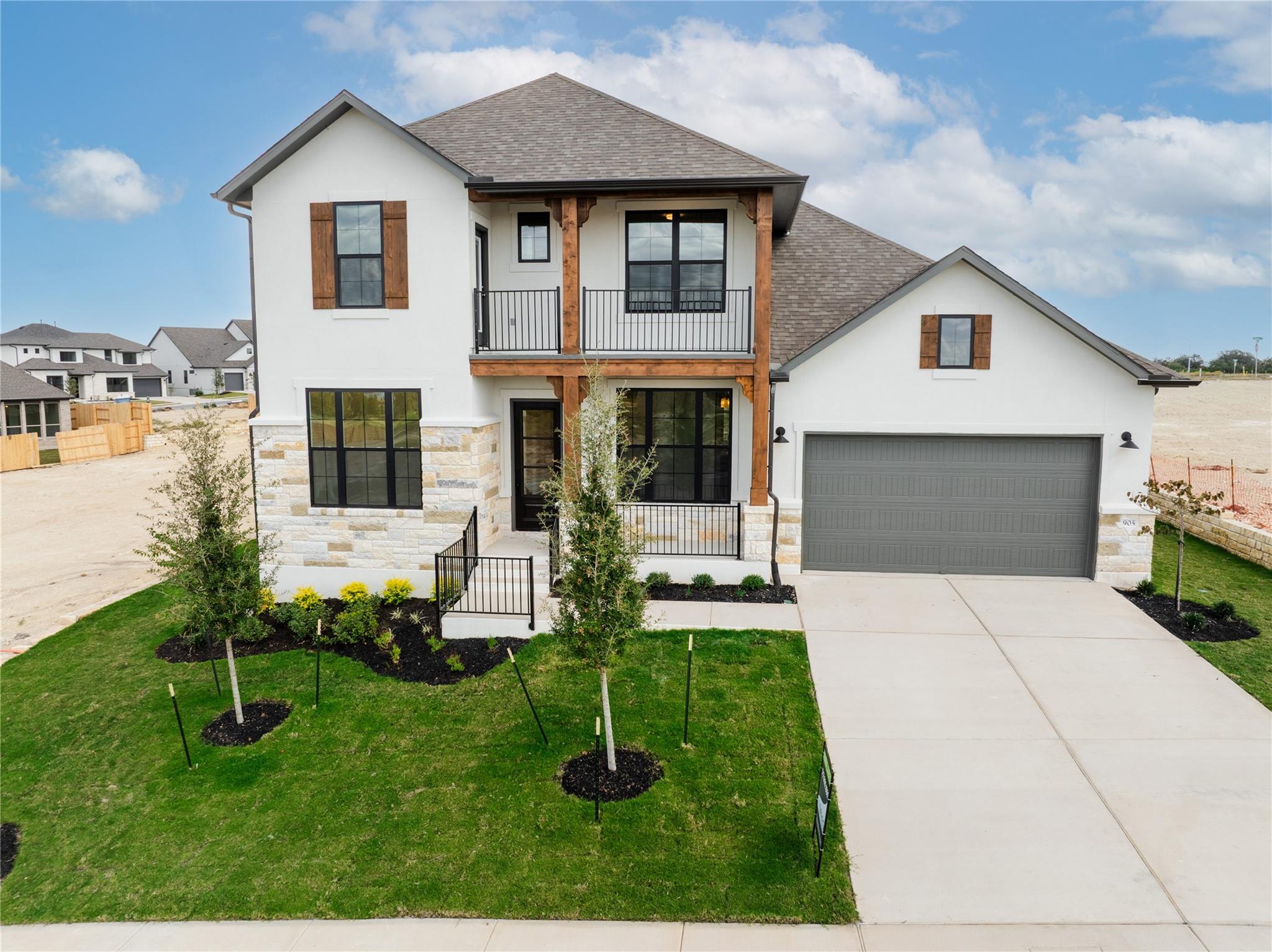 905 S Hemingway Loop, Liberty Hill, TX 78642