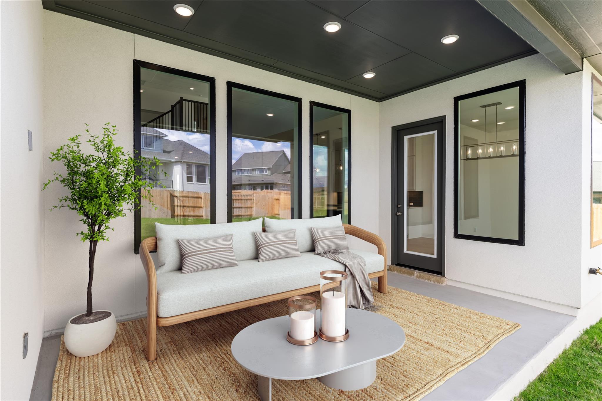 905 S Hemingway Loop, Liberty Hill, TX 78642