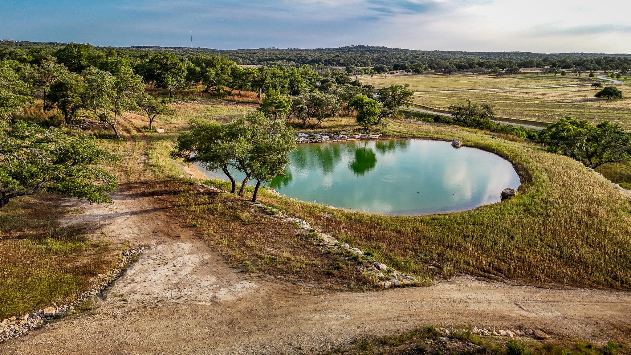 205 Mount Gainor Rd, Dripping Springs, TX 78620