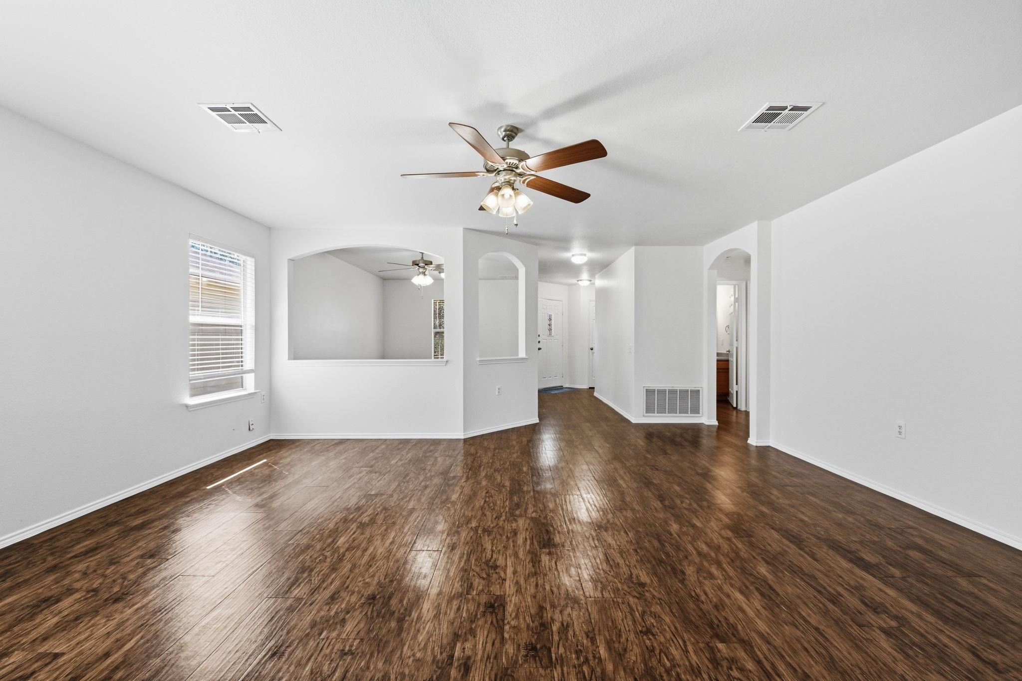 12228 Paloma Blanca Way, Del Valle, TX 78617