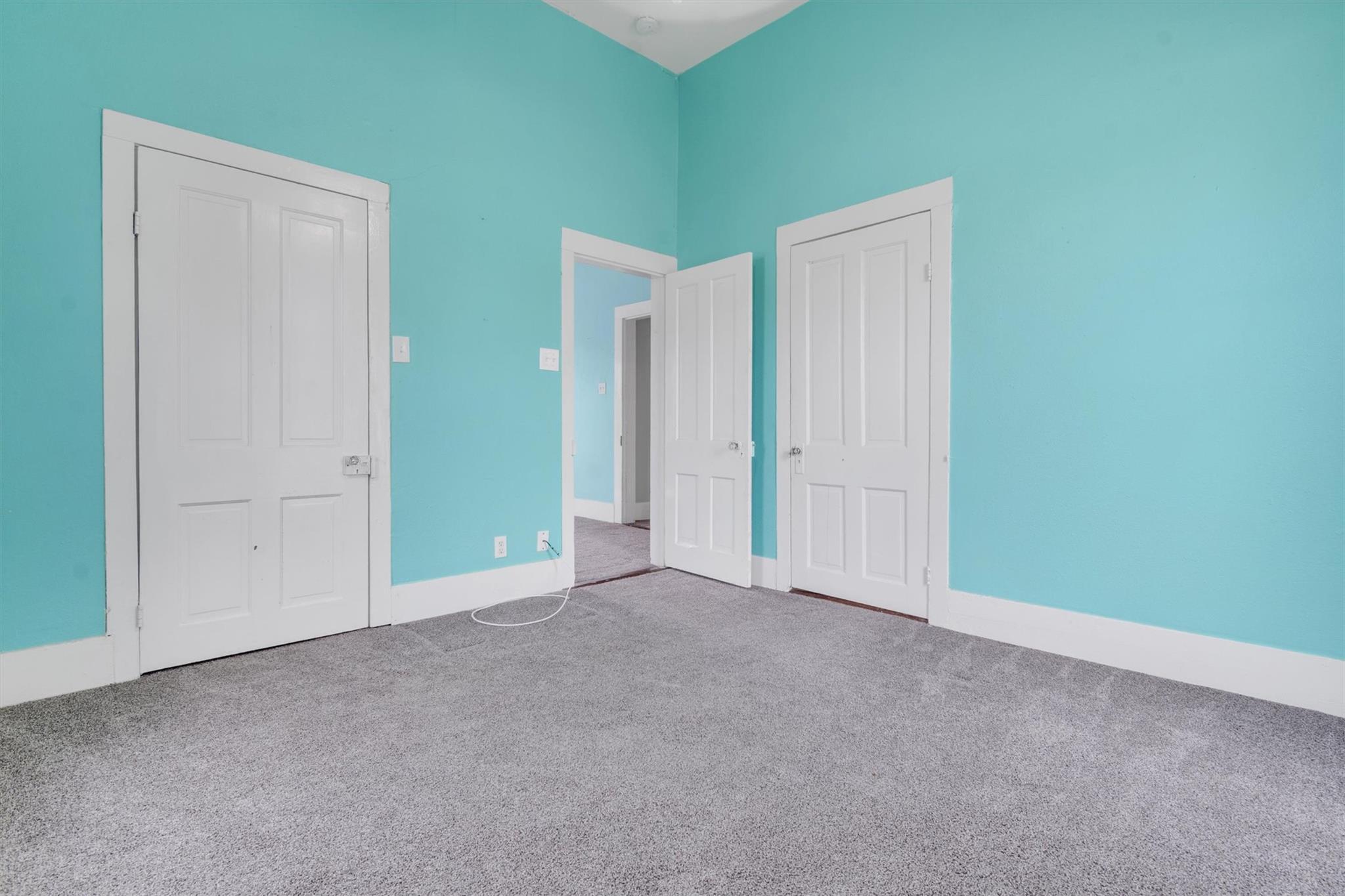 703 BOIS D'ARC St, Lockhart, TX 78644