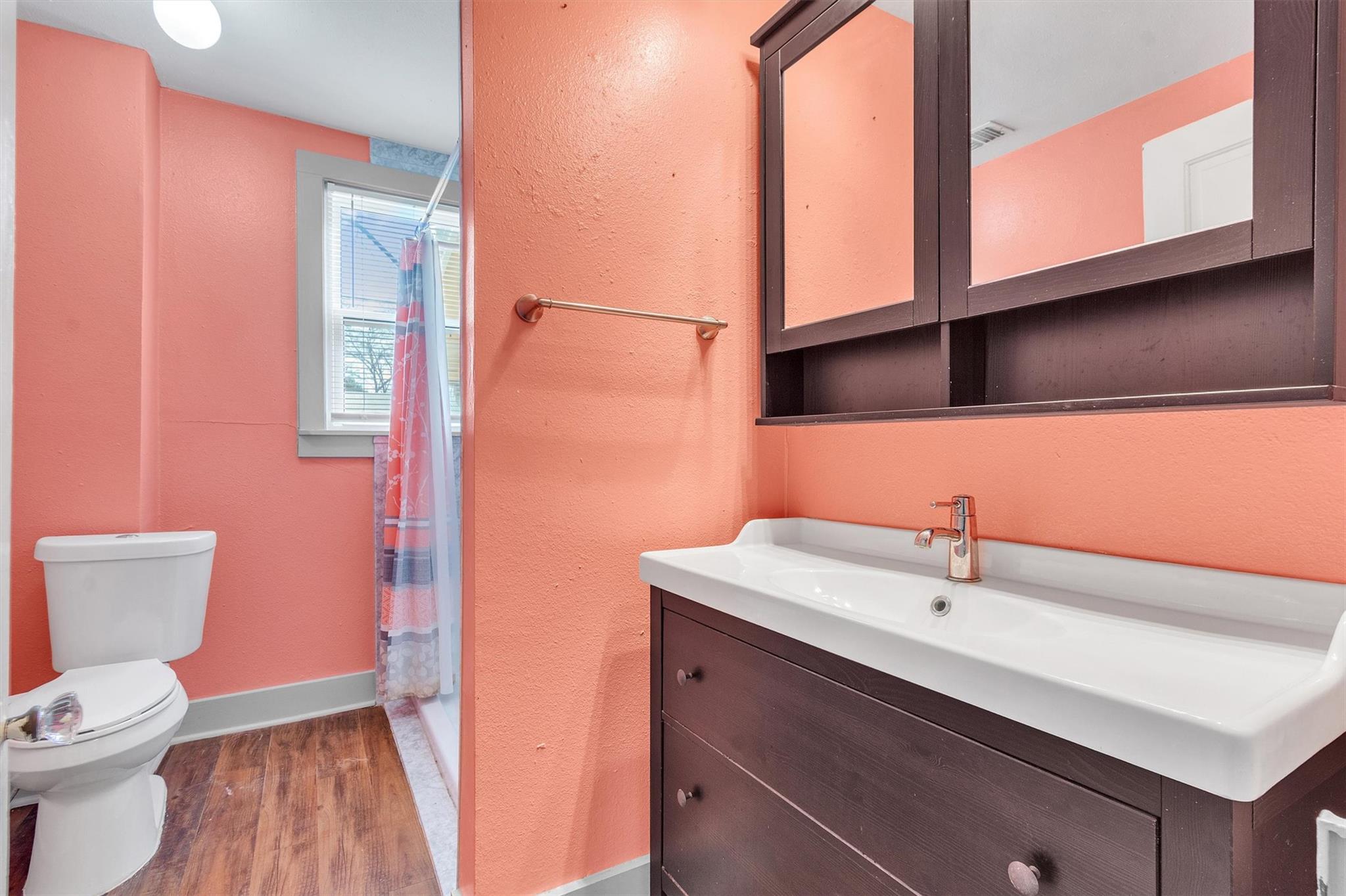 703 BOIS D'ARC St, Lockhart, TX 78644