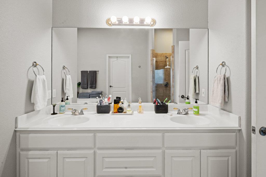 5900 W Fm 2147 # 106, Horseshoe Bay, TX 78657