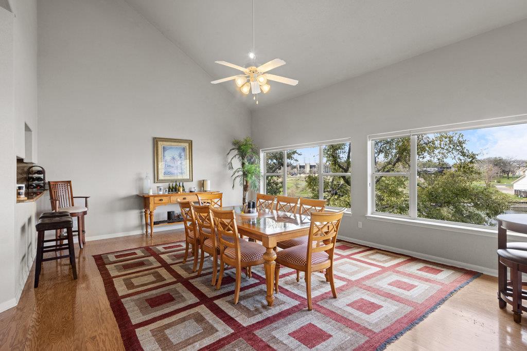 5900 W Fm 2147 # 106, Horseshoe Bay, TX 78657