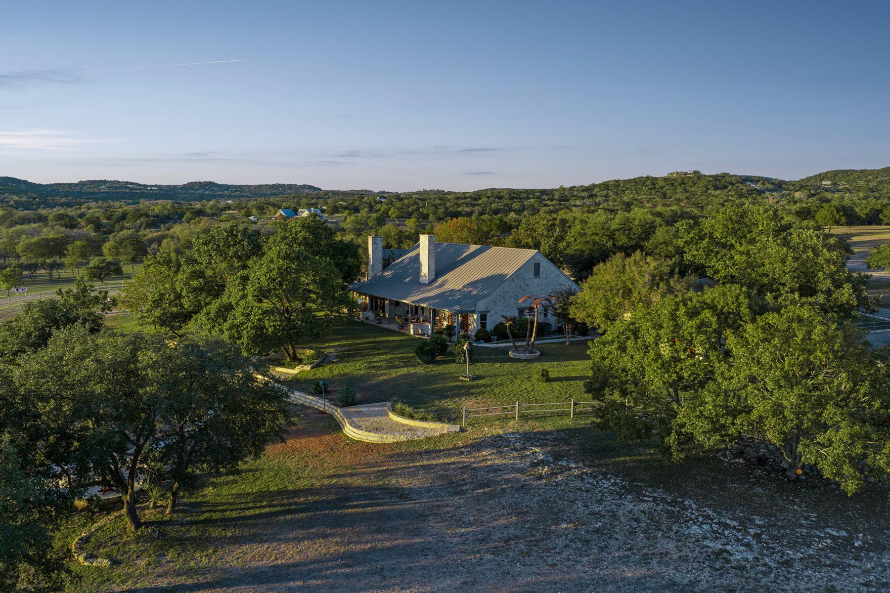 521 Bluff Creek Road Rd, Center Point, TX 78010