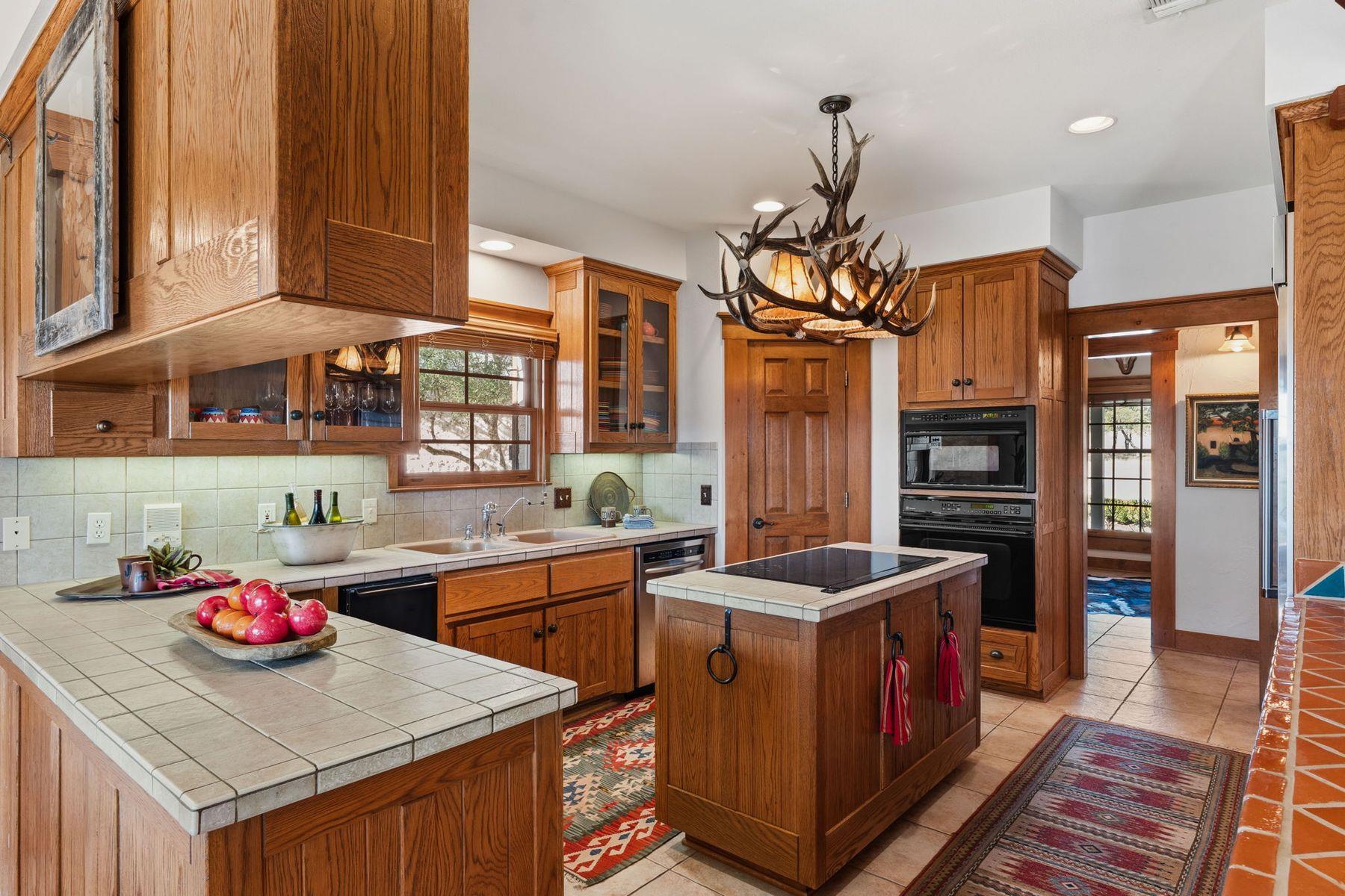 521 Bluff Creek Road Rd, Center Point, TX 78010