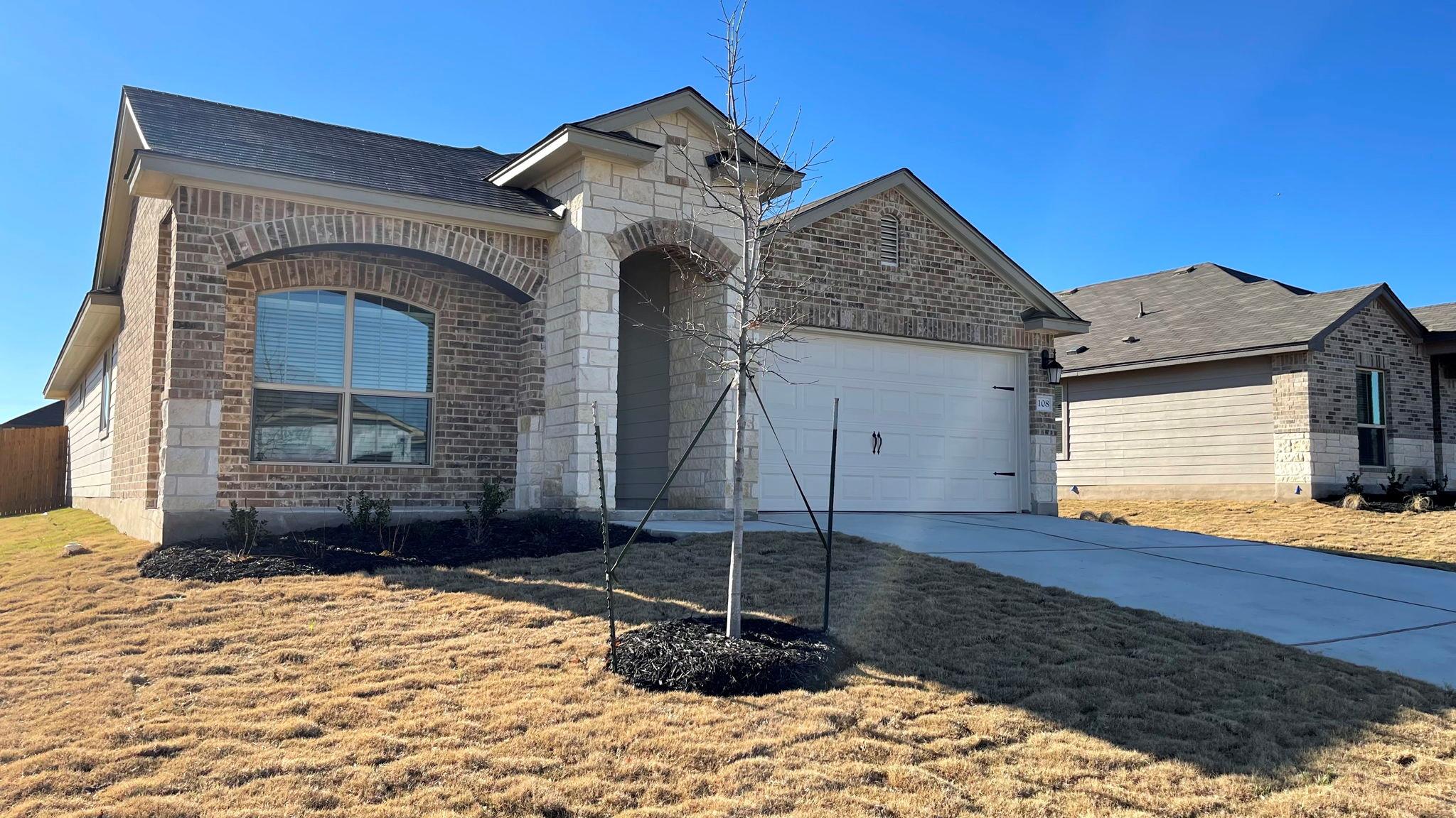 108 Pivot Dr, Taylor, TX 76574