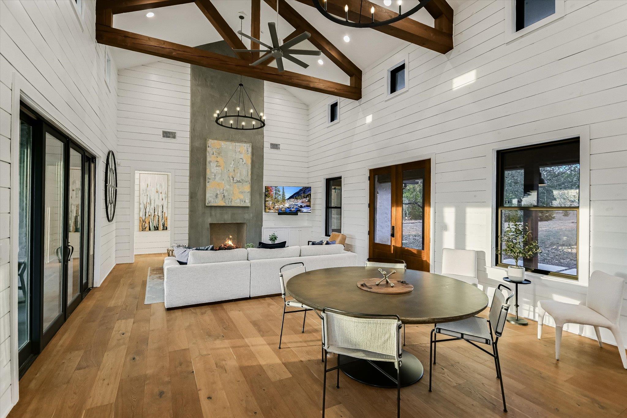 6434 MUSTANG VALLEY Trl, Wimberley, TX 78676