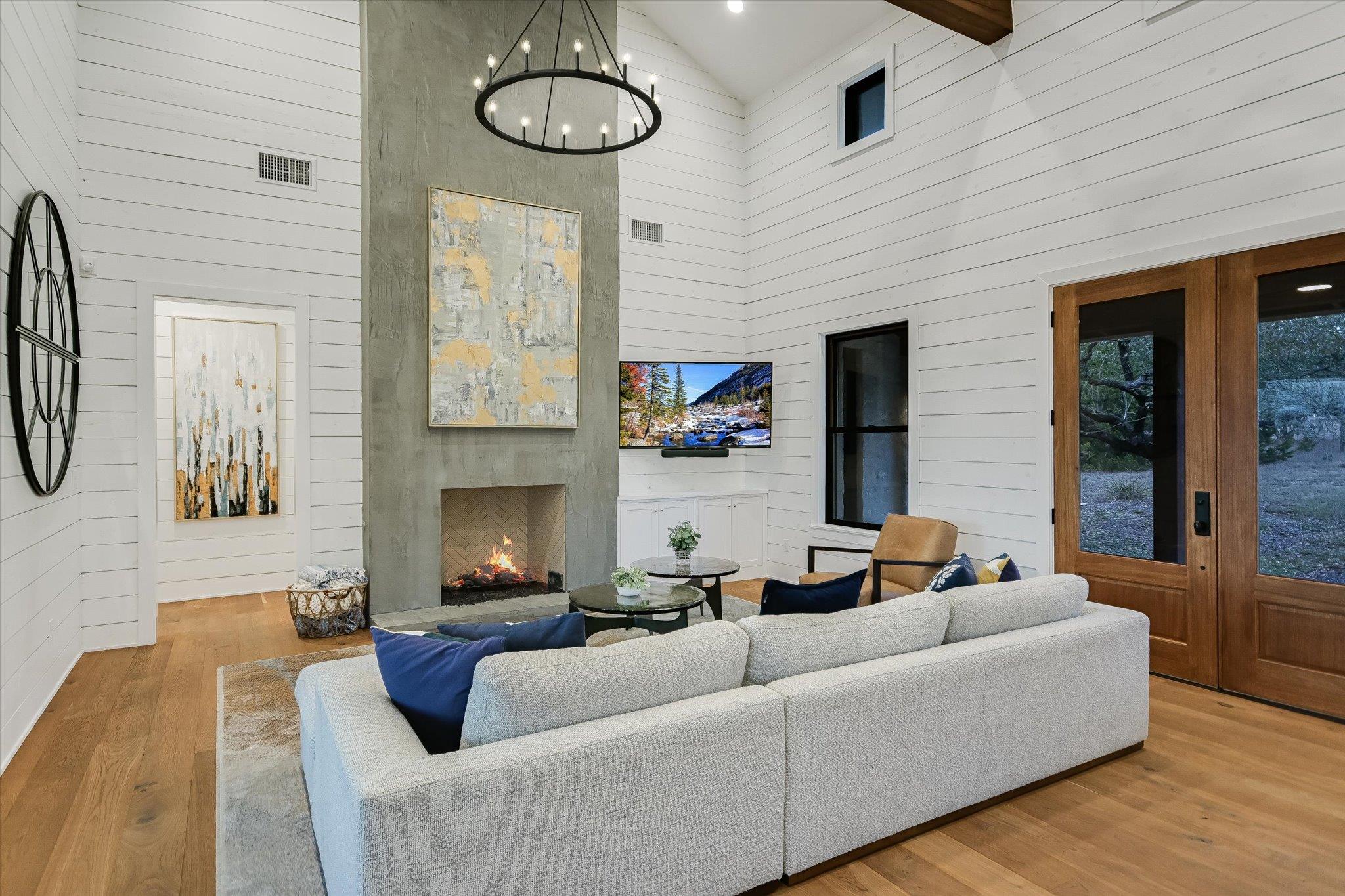 6434 MUSTANG VALLEY Trl, Wimberley, TX 78676