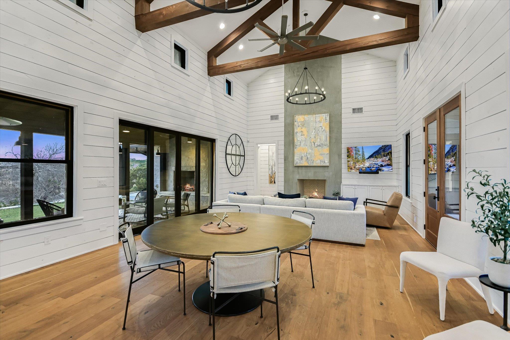 6434 MUSTANG VALLEY Trl, Wimberley, TX 78676