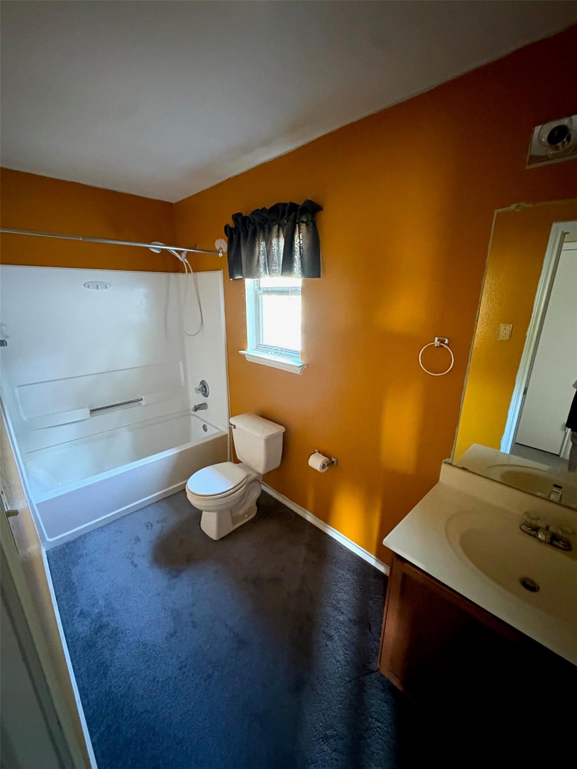 13213 Sea Biscuit Dr, Del Valle, TX 78617