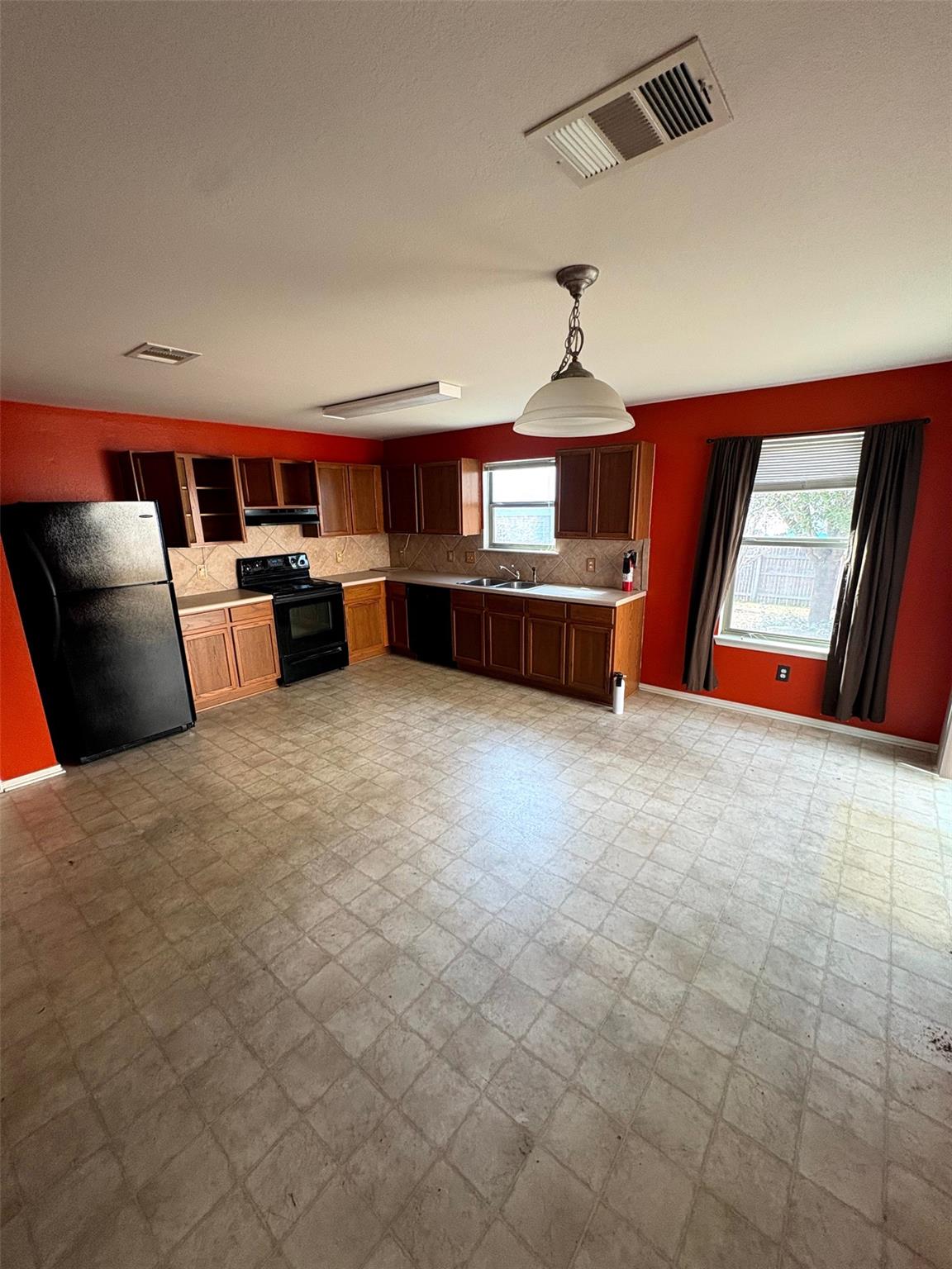 13213 Sea Biscuit Dr, Del Valle, TX 78617