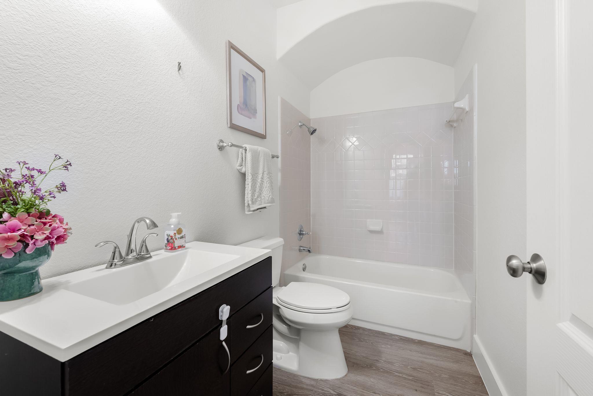 2308 Via Cordova Ct, Austin, TX 78732