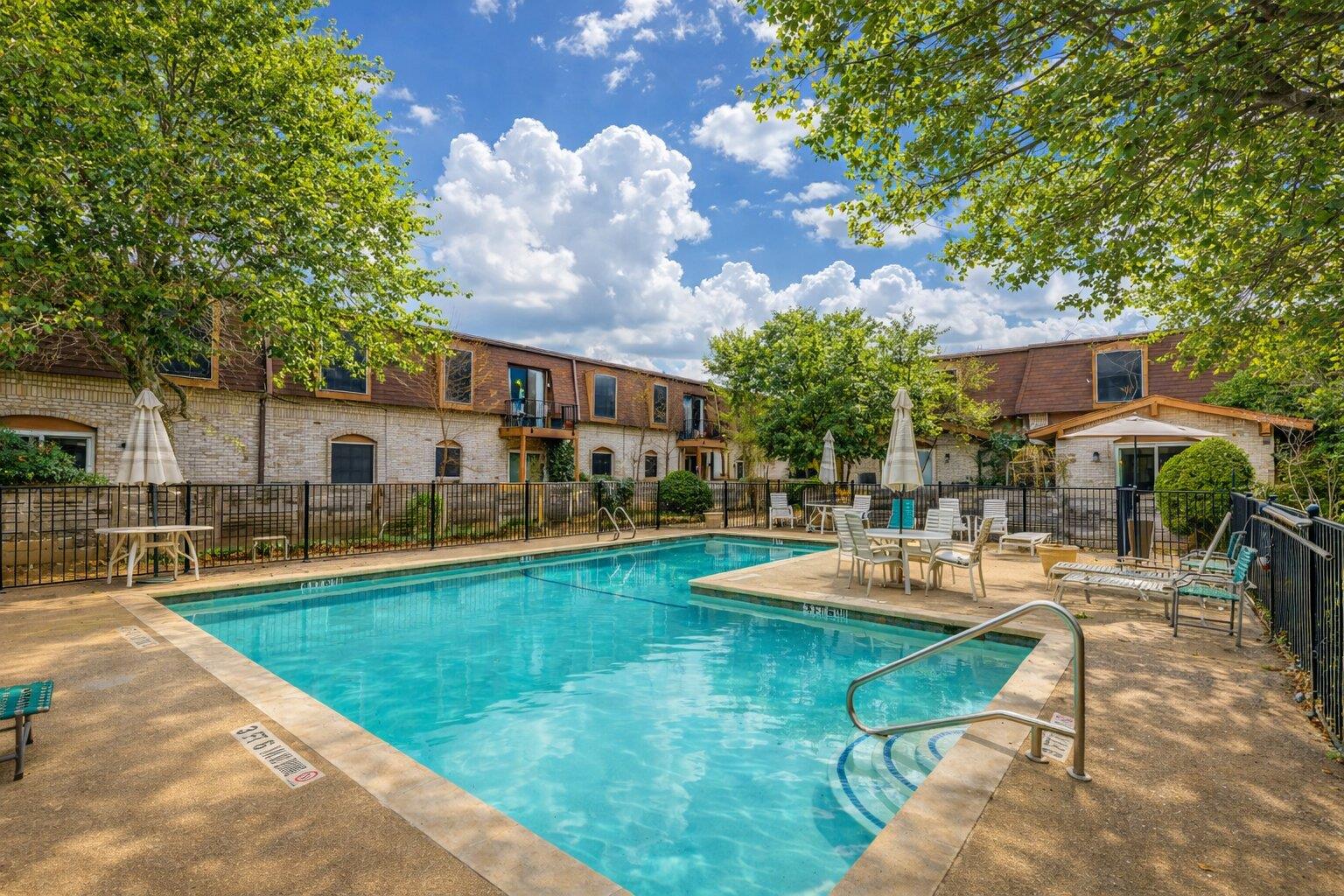 7801 Shoal Creek Blvd # 139, Austin, TX 78757