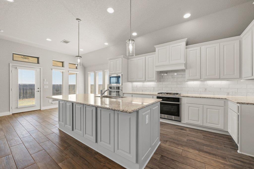 3105 High Meadow St, Seguin, TX 78155