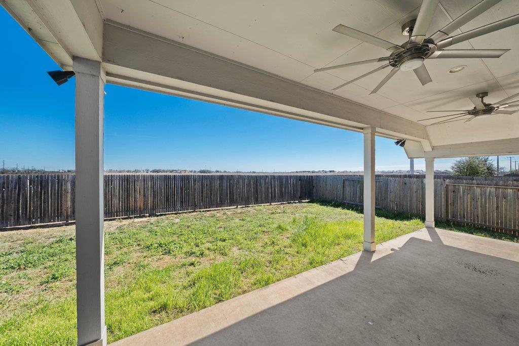 3105 High Meadow St, Seguin, TX 78155