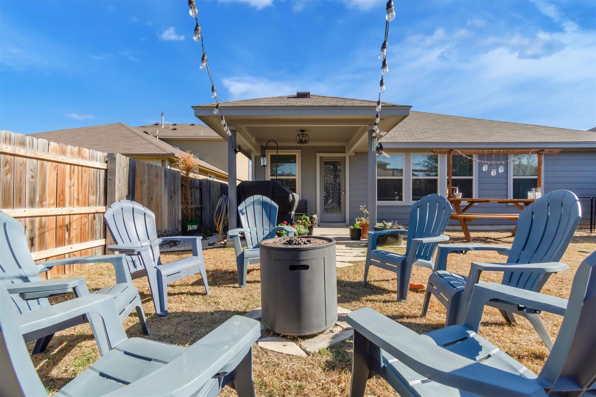 124 Sage Meadows Dr, San Marcos, TX 78666