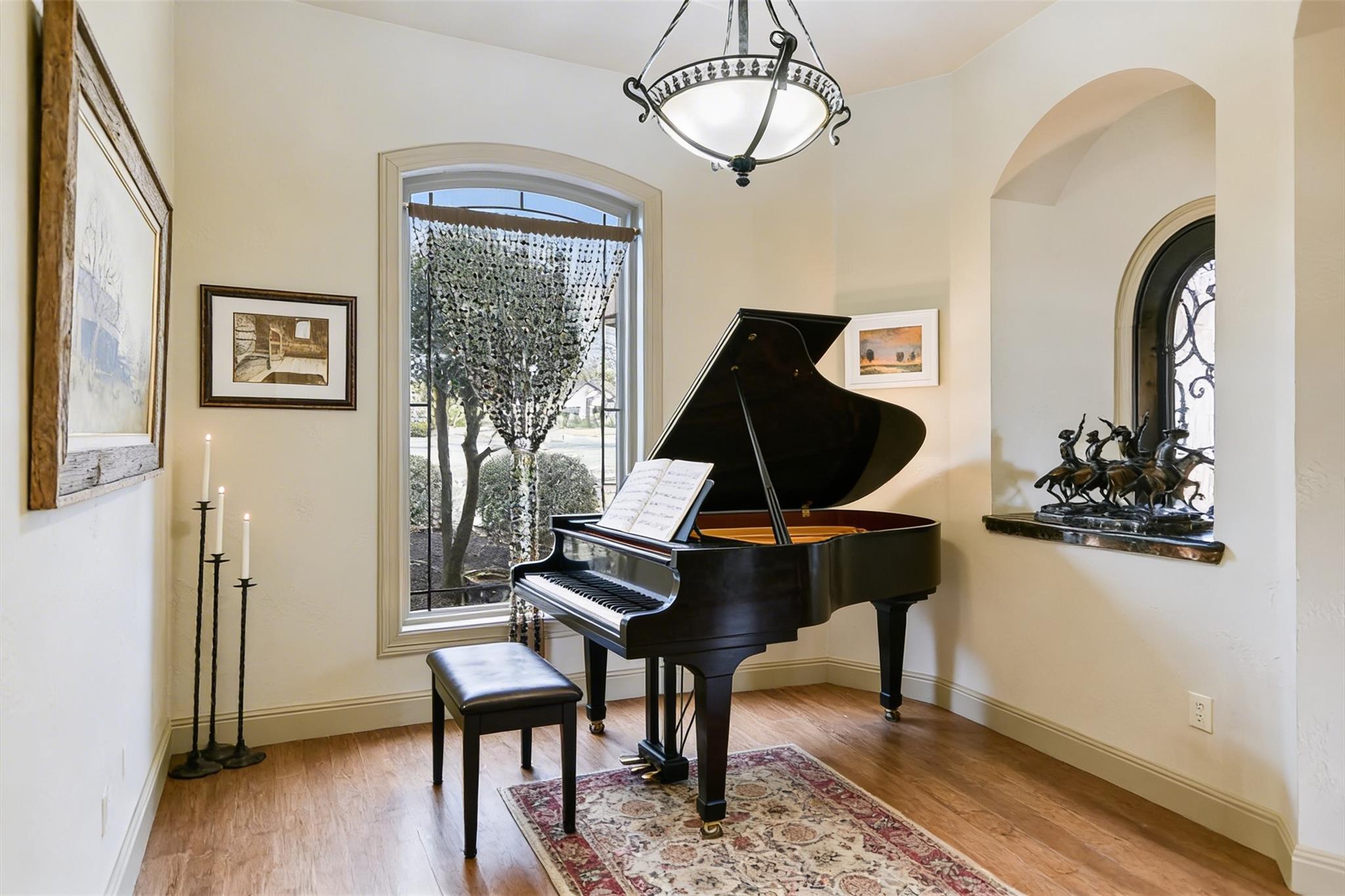 117 W View Dr, Georgetown, TX 78628