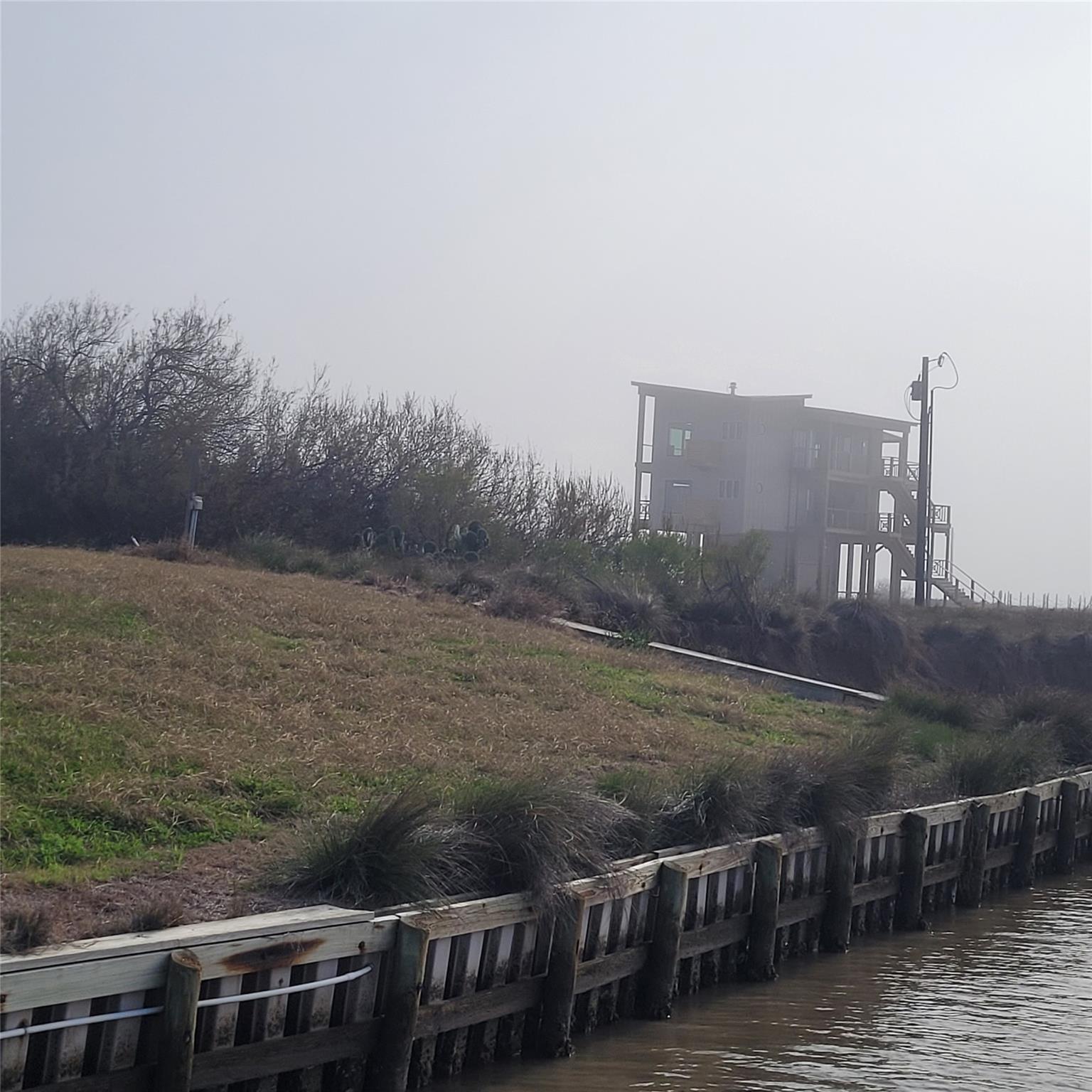 1643 Canal St, Bay City, TX 77414