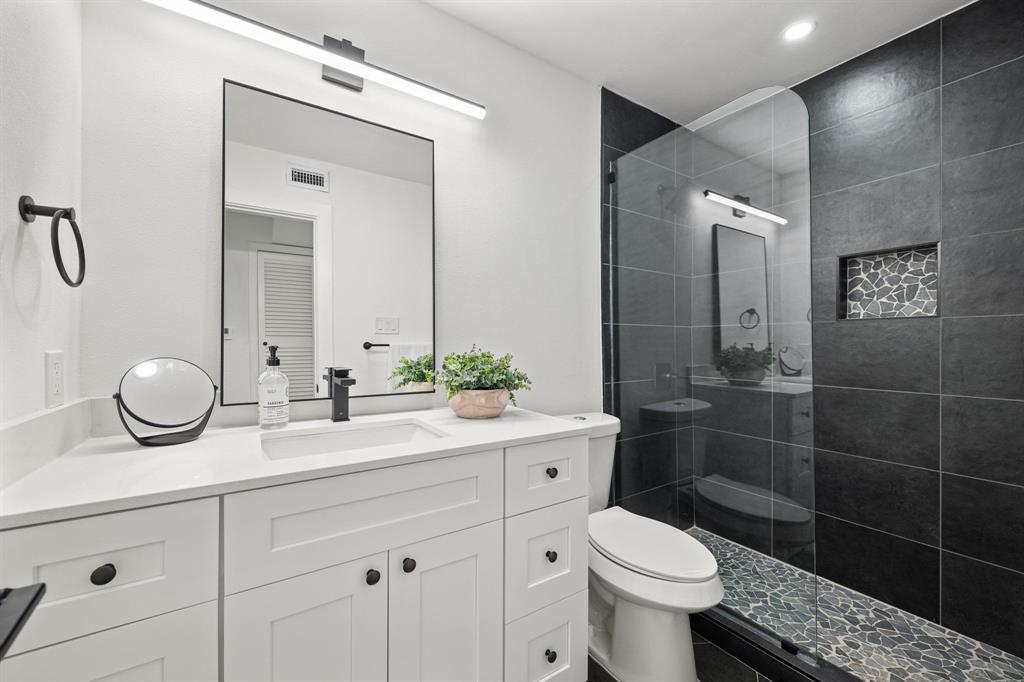 5911 Sheridan Ave Ln # B209, Austin, TX 78723