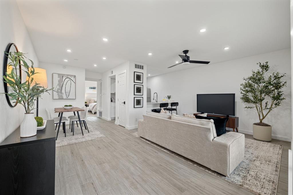 5911 Sheridan Ave Ln # B209, Austin, TX 78723