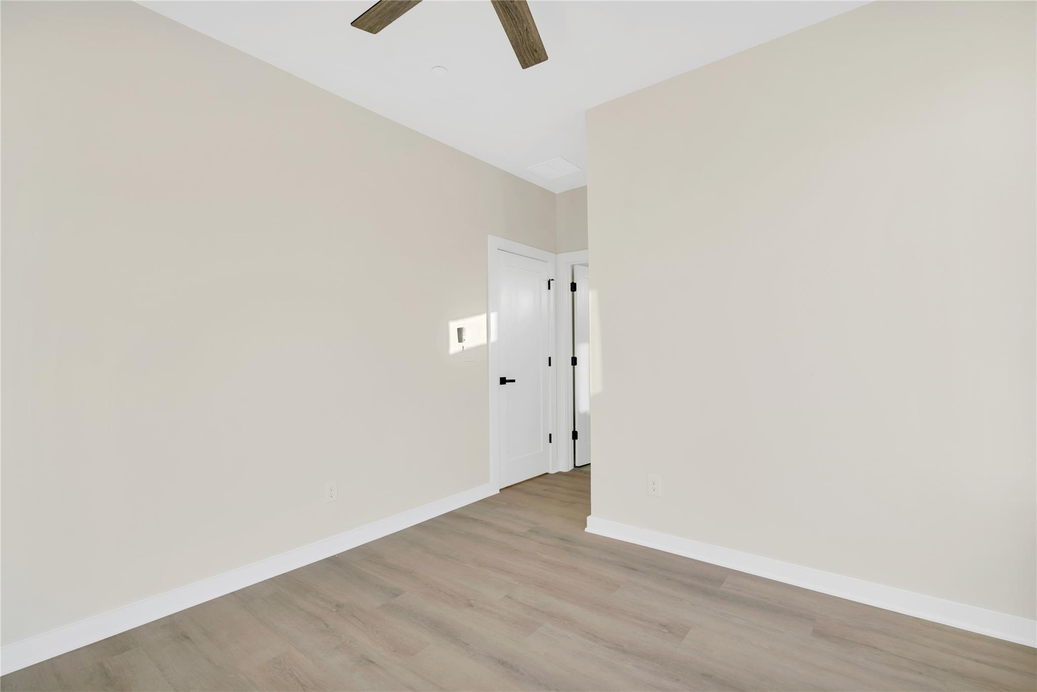 2309 Montopolis Dr # 7, Austin, TX 78741