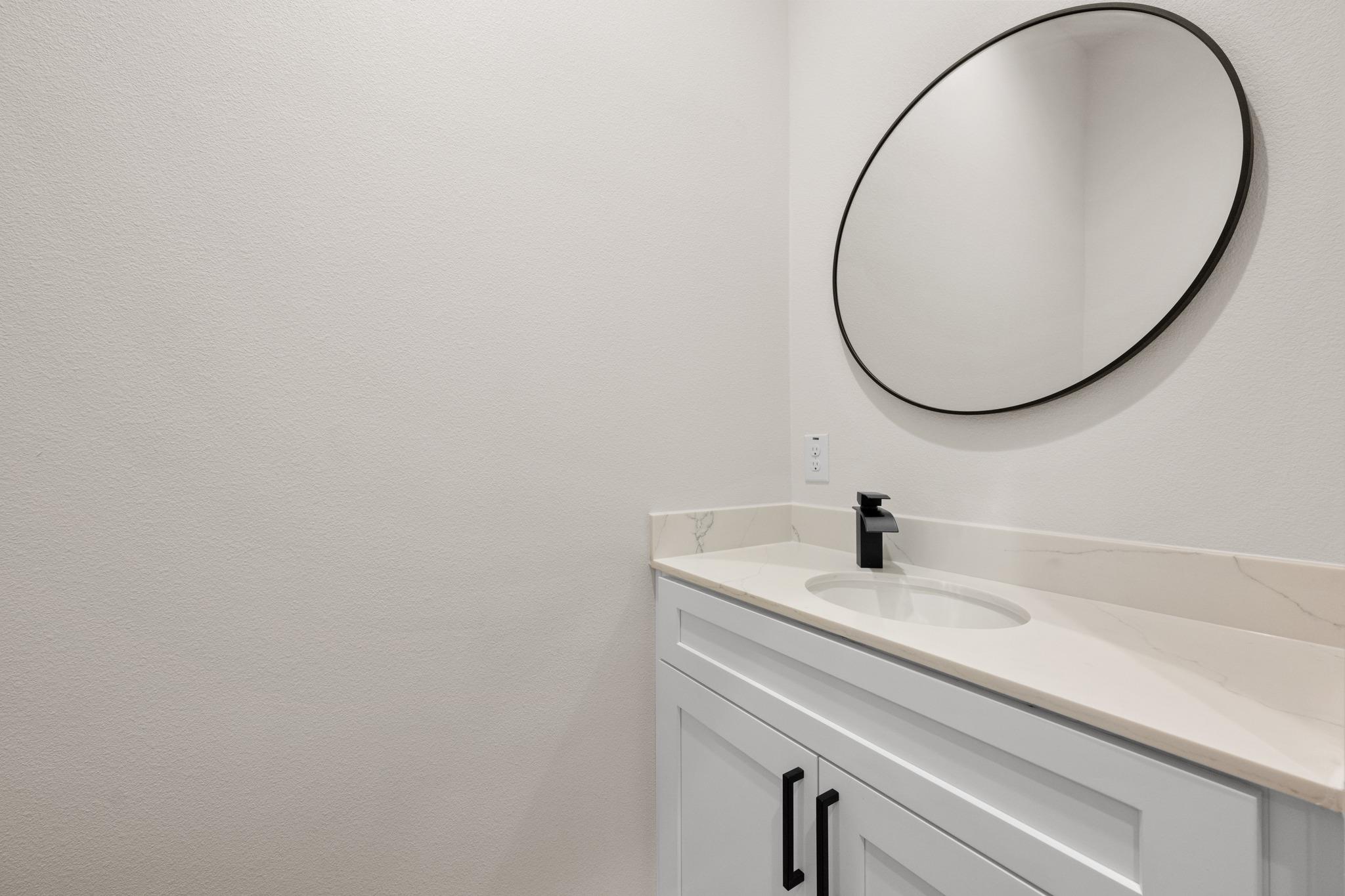 2309 Montopolis Dr # 7, Austin, TX 78741