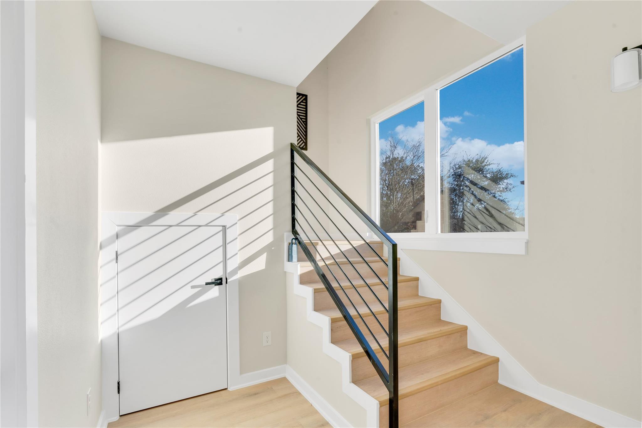 2309 Montopolis Dr # 7, Austin, TX 78741