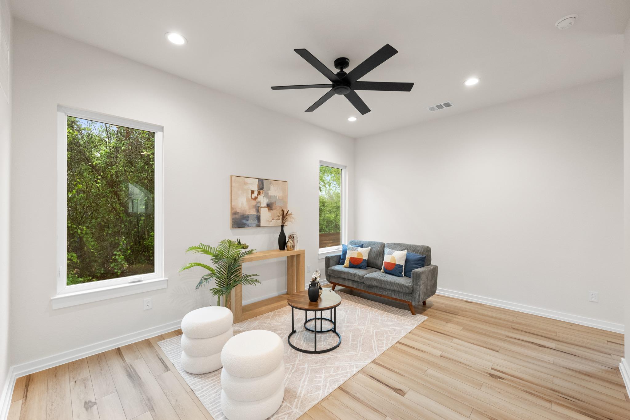 2309 Montopolis Dr # 7, Austin, TX 78741