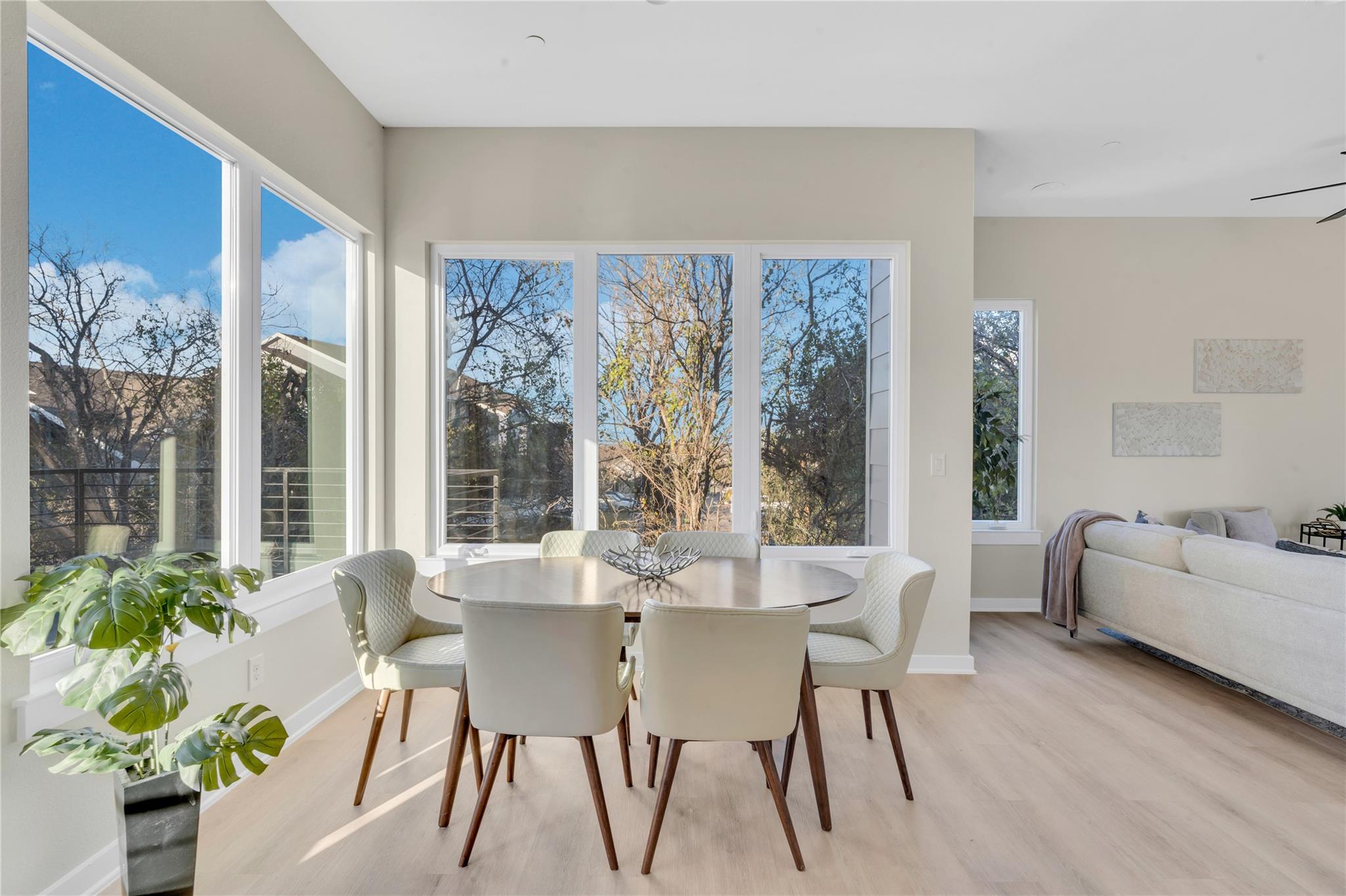 2309 Montopolis Dr # 7, Austin, TX 78741