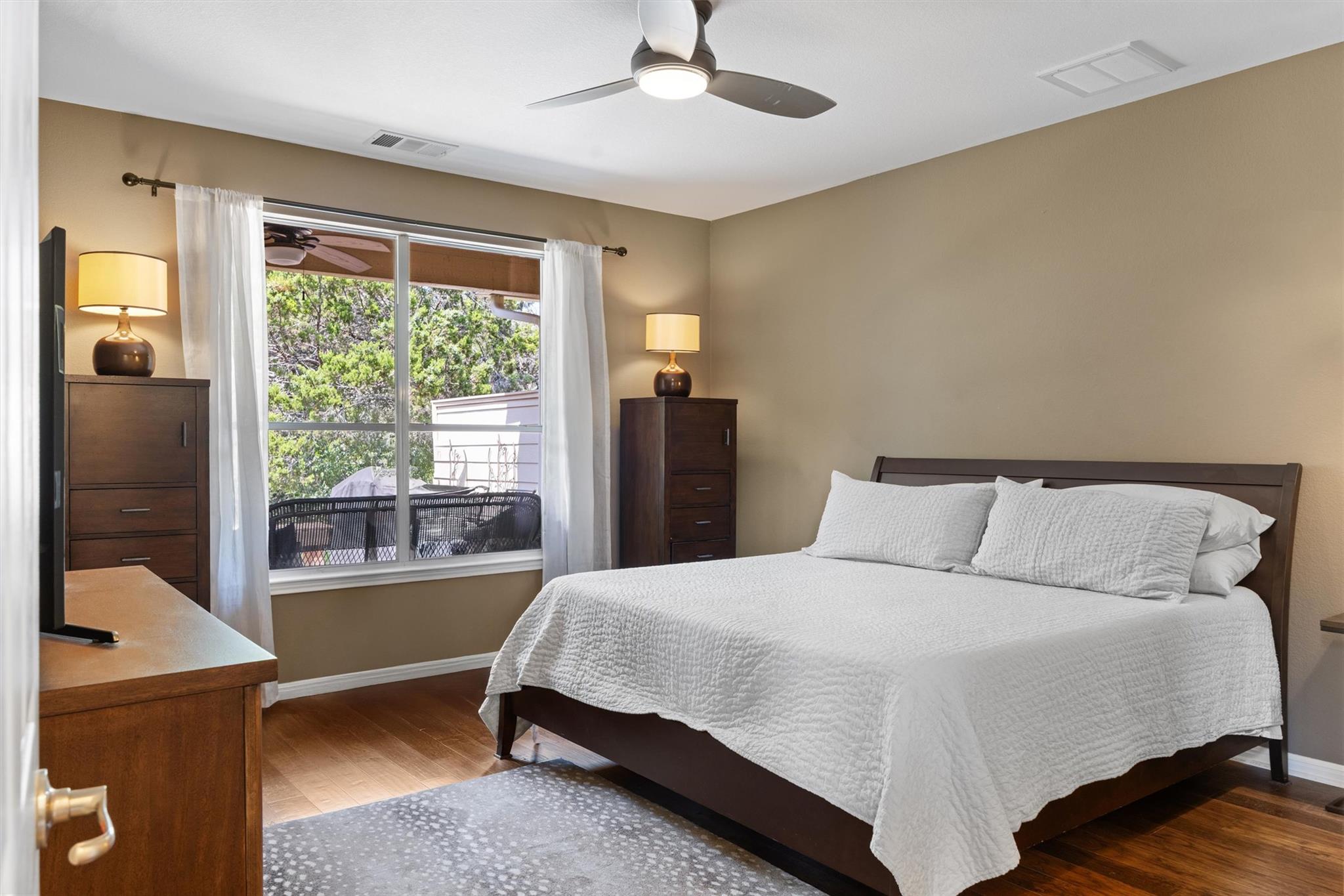 7901 Southwest Pkwy # 4, Austin, TX 78735