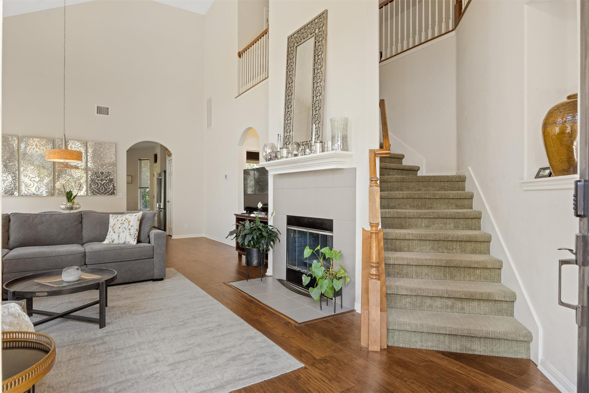 7901 Southwest Pkwy # 4, Austin, TX 78735