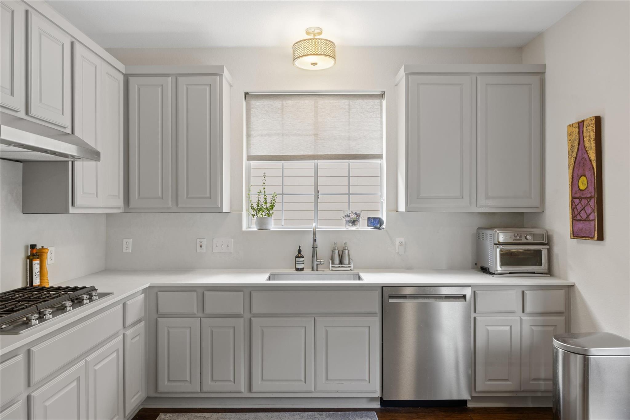 7901 Southwest Pkwy # 4, Austin, TX 78735