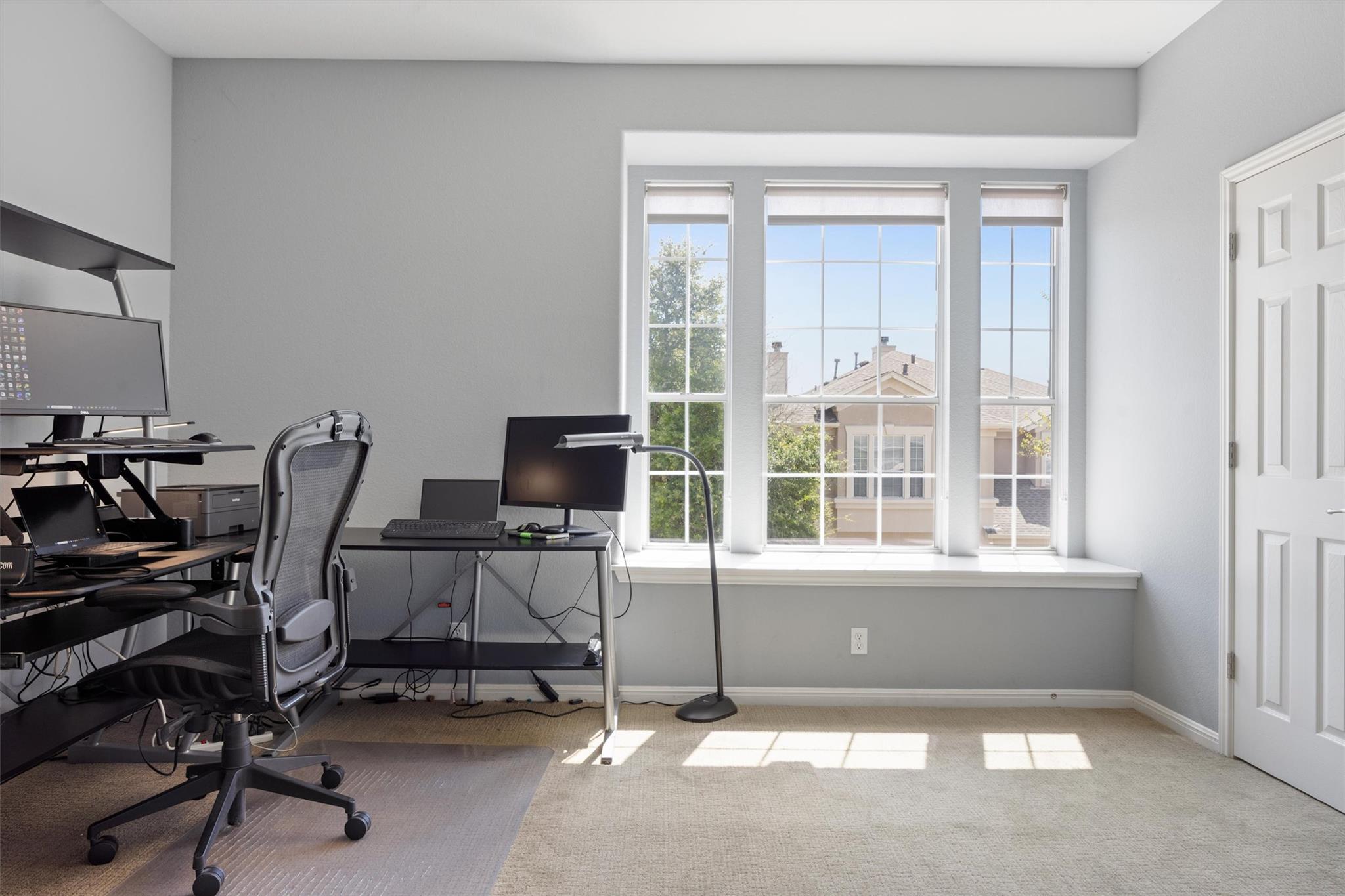 7901 Southwest Pkwy # 4, Austin, TX 78735