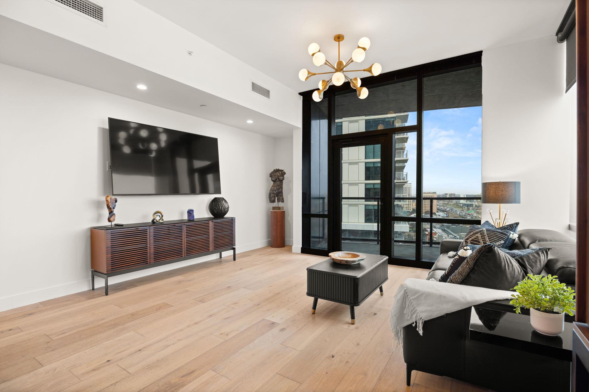 70 Rainey St # 1509, Austin, TX 78701