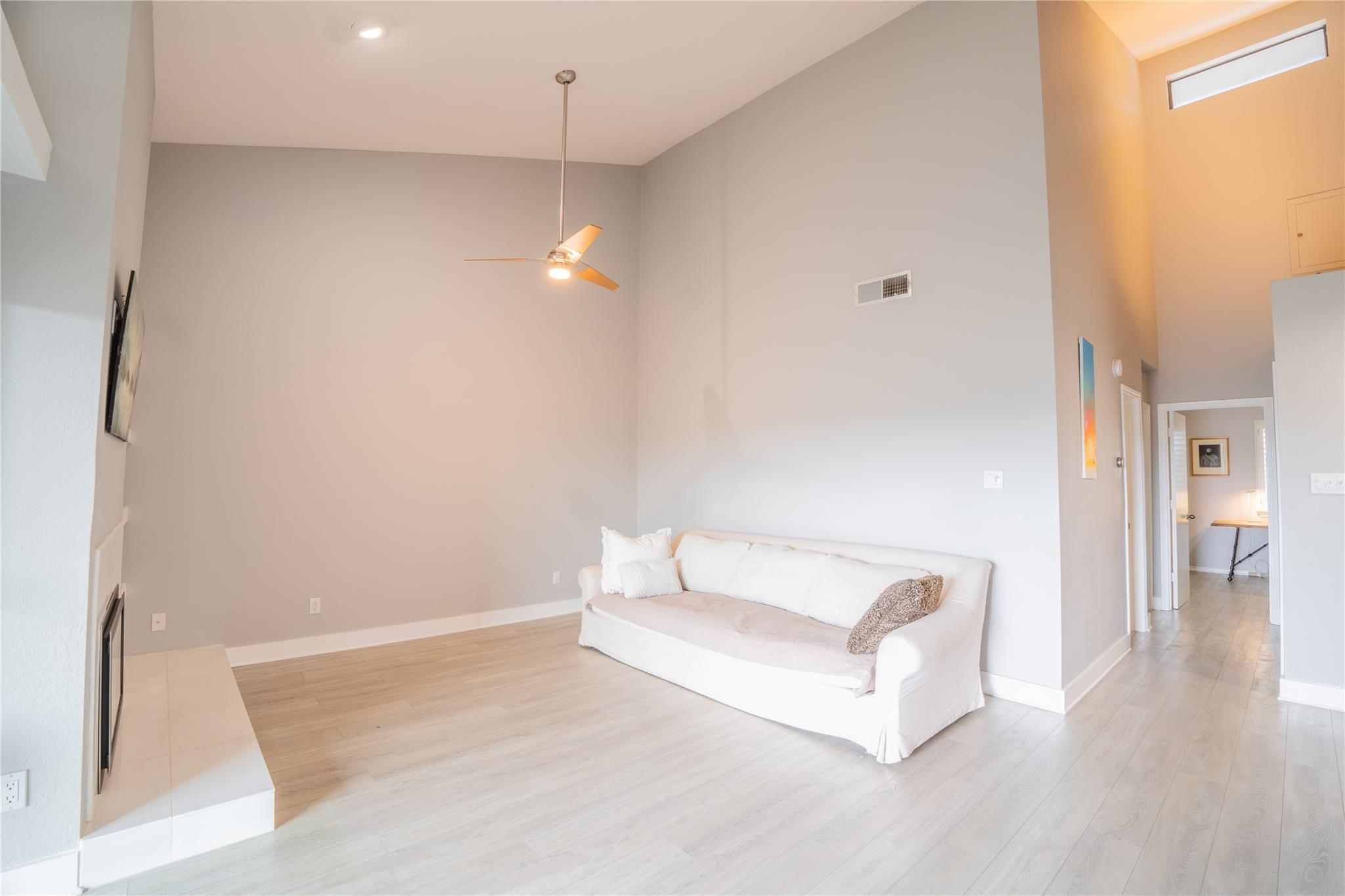 8200 Neely Dr # 209, Austin, TX 78759