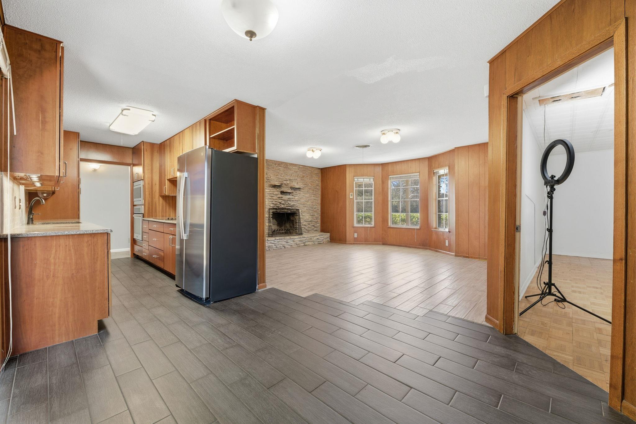 6105 Oakclaire Dr, Austin, TX 78735